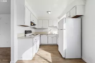 125 NE 8th St, Hermiston, OR 97838 - Photo 7