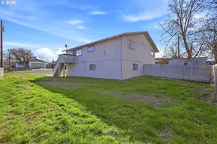 125 NE 8th St, Hermiston, OR 97838 - Photo 29