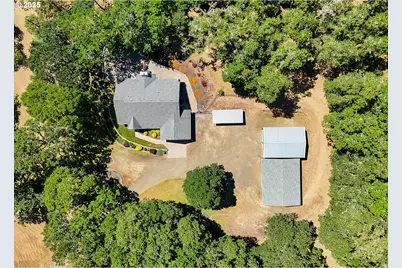 7654 North Bank Rd, Roseburg, OR 97470 - Photo 45