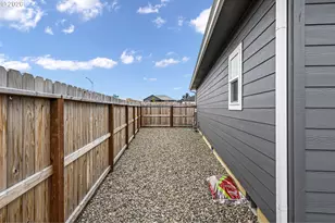 912 Medina Ave, Sutherlin, OR 97479 - Photo 41