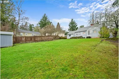 4729 SW 31st Dr, Portland, OR 97239 - Photo 25