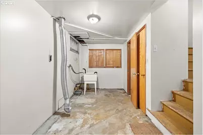 4729 SW 31st Dr, Portland, OR 97239 - Photo 17