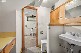 4729 SW 31st Dr, Portland, OR 97239 - Photo 19