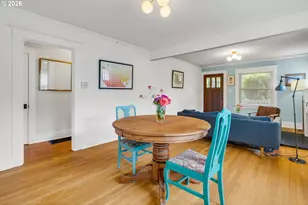 4063 SE Taylor St, Portland, OR 97214 - Photo 9