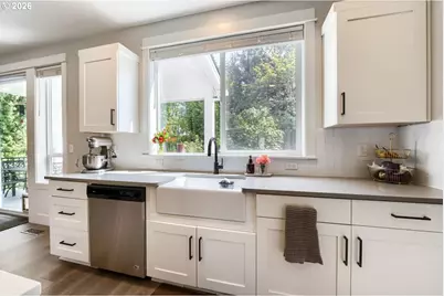 1516 N Sycamore St, Canby, OR 97013 - Photo 17