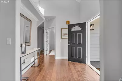 2775 Wallace Hills Ct, Salem, OR 97304 - Photo 3