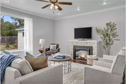 2775 Wallace Hills Ct, Salem, OR 97304 - Photo 17