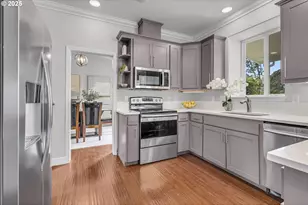 2775 Wallace Hills Ct, Salem, OR 97304 - Photo 11