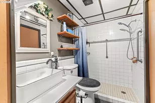 93496 Easy Ln, Coos Bay, OR 97420 - Photo 19