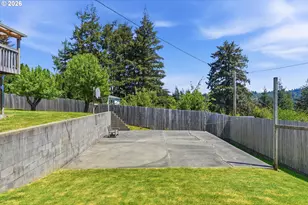93748 Bay Park Ln, Coos Bay, OR 97420 - Photo 35