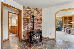 2401 Loop Rd, Stevenson, WA 98648 - Photo 11