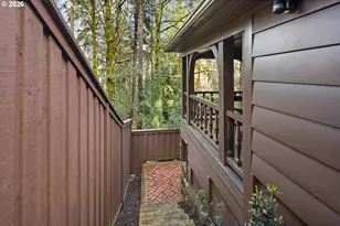 2897 SW Rutland Terrace, Portland, OR 97205 - Photo 43