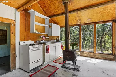 2300 Dry Creek Rd, Mosier, OR 97040 - Photo 29