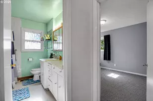 2918 SE 143rd Ave, Portland, OR 97236 - Photo 11