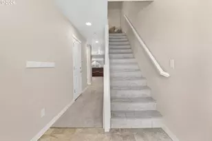 6201 NE 70th Ct, Vancouver, WA 98661 - Photo 3