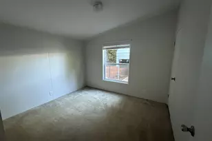 665 Village Pines Dr, Coos Bay, OR 97420 - Photo 13
