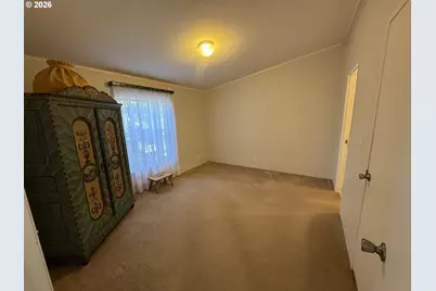 665 Village Pines Dr, Coos Bay, OR 97420 - Photo 13