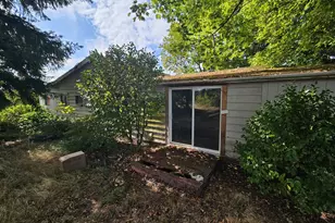 8105 SE 282nd Ave, Gresham, OR 97080 - Photo 3