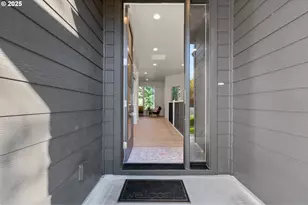 310 Barr Dr, Kelso, WA 98626 - Photo 5