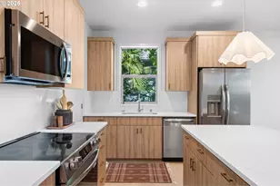 310 Barr Dr, Kelso, WA 98626 - Photo 13