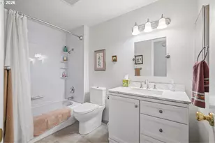 10305 NE 9th St, Vancouver, WA 98664 - Photo 25
