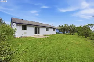 1077 S 10th St, Lebanon, OR 97355 - Photo 29