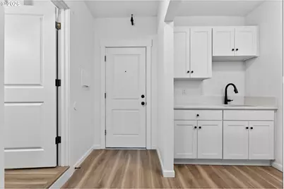 708 N Killingsworth St #5, Portland, OR 97217 - Photo 23