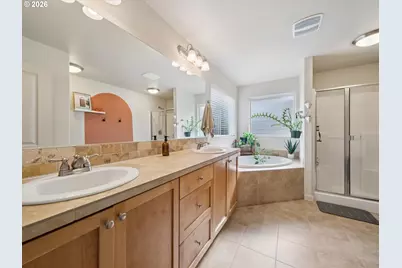 13645 SW Capulet Ln, King City, OR 97224 - Photo 9