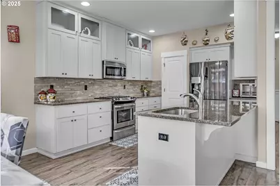 17478 SW Max Ct, Beaverton, OR 97078 - Photo 15