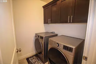 1272 S Quartz Dr, Cornelius, OR 97113 - Photo 21