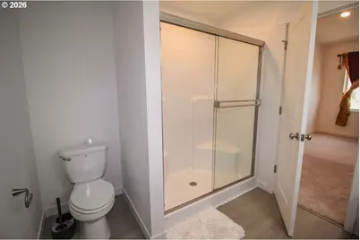 1272 S Quartz Dr, Cornelius, OR 97113 - Photo 19