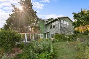 772 Division St, Oregon City, OR 97045 - Photo 1
