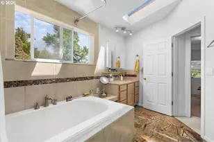 772 Division St, Oregon City, OR 97045 - Photo 17