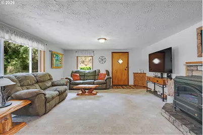 25465 S Beavercreek Rd, Beavercreek, OR 97004 - Photo 7