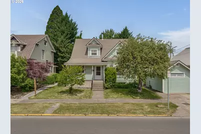 715 NE 5th St, McMinnville, OR 97128 - Photo 1
