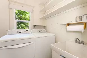 715 NE 5th St, McMinnville, OR 97128 - Photo 17