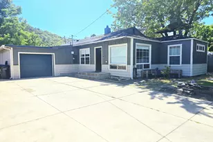 1521 NE Morris St, Roseburg, OR 97470 - Photo 1