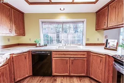 1810 Happy Ln, Eugene, OR 97401 - Photo 15