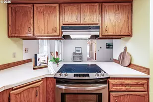 1810 Happy Ln, Eugene, OR 97401 - Photo 19