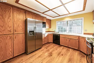 1810 Happy Ln, Eugene, OR 97401 - Photo 17