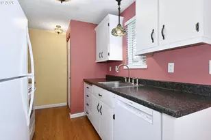 12600 SE Freeman Way, Milwaukie, OR 97222 - Photo 13