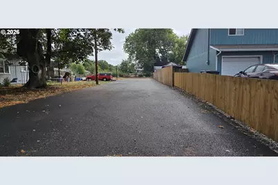 2325 Marion St SE, Albany, OR 97322 - Photo 5