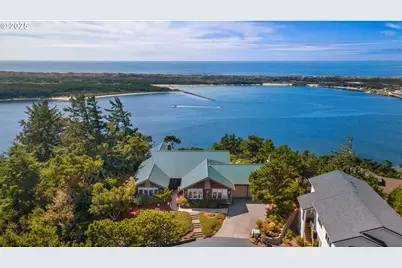 53 Shoreline Dr, Florence, OR 97439 - Photo 1