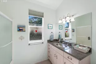 53 Shoreline Dr, Florence, OR 97439 - Photo 11