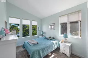 53 Shoreline Dr, Florence, OR 97439 - Photo 17