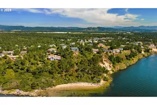 53 Shoreline Dr, Florence, OR 97439 - Photo 3