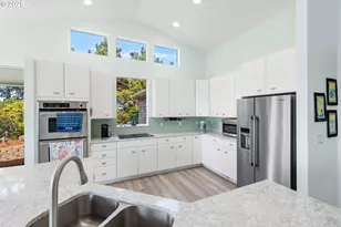 53 Shoreline Dr, Florence, OR 97439 - Photo 23