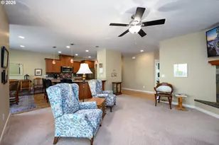 411 Oak Valley Loop, Winchester, OR 97495 - Photo 7