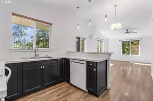 244 Lyons Rd, White Salmon, WA 98672 - Photo 15