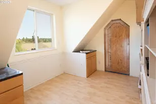 33195 Camas Swale Rd, Creswell, OR 97426 - Photo 27